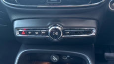 Volvo XC40 2.0 B4P Plus Dark 5dr Auto Petrol Estate